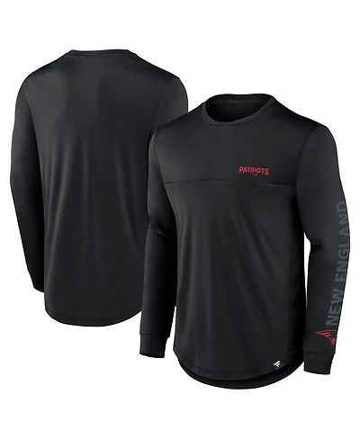Fanatics Men's Black New England Patriots Blackout Long Sleeve T-Shirt