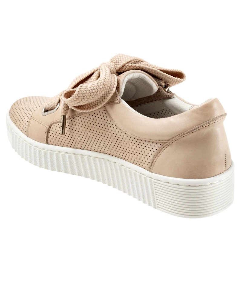 Jovi Perf Sneaker