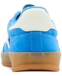Madden Girl Giia Lace-Up Low-Top Sneakers