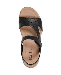 Earth Women's Recent Flat Sandals