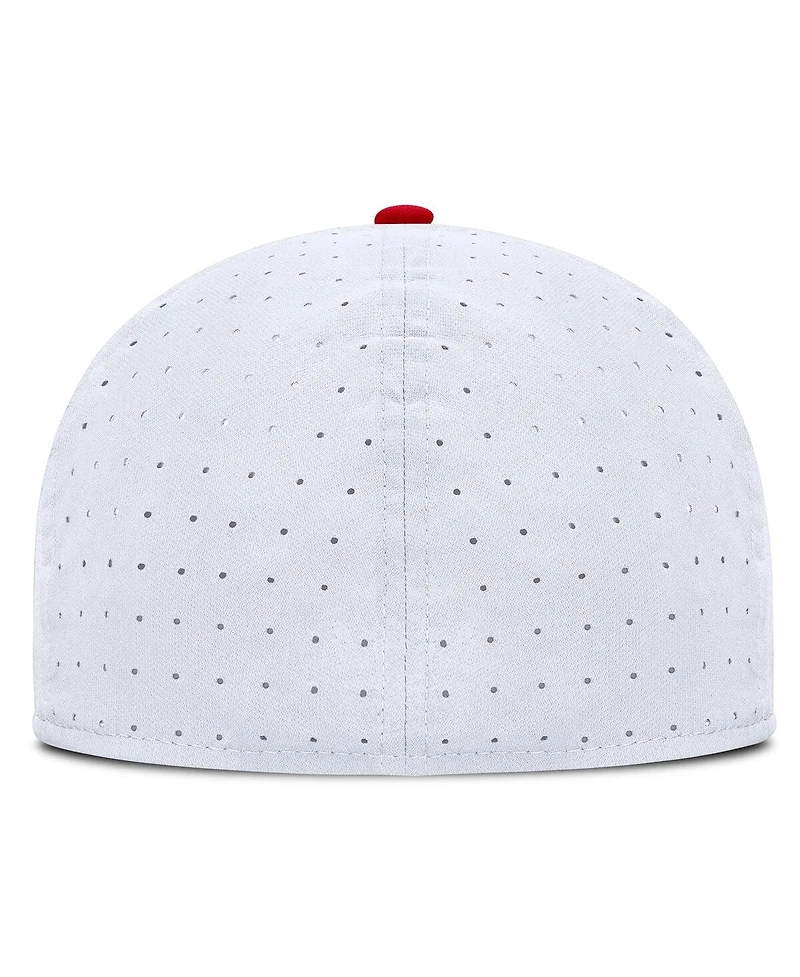 Nike Men's White Georgia Bulldogs On-Field Dugout True Performance Fitted Hat
