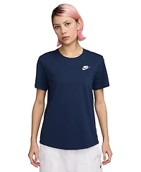 Nike Women's Sportswear Club Essentials T-Shirt