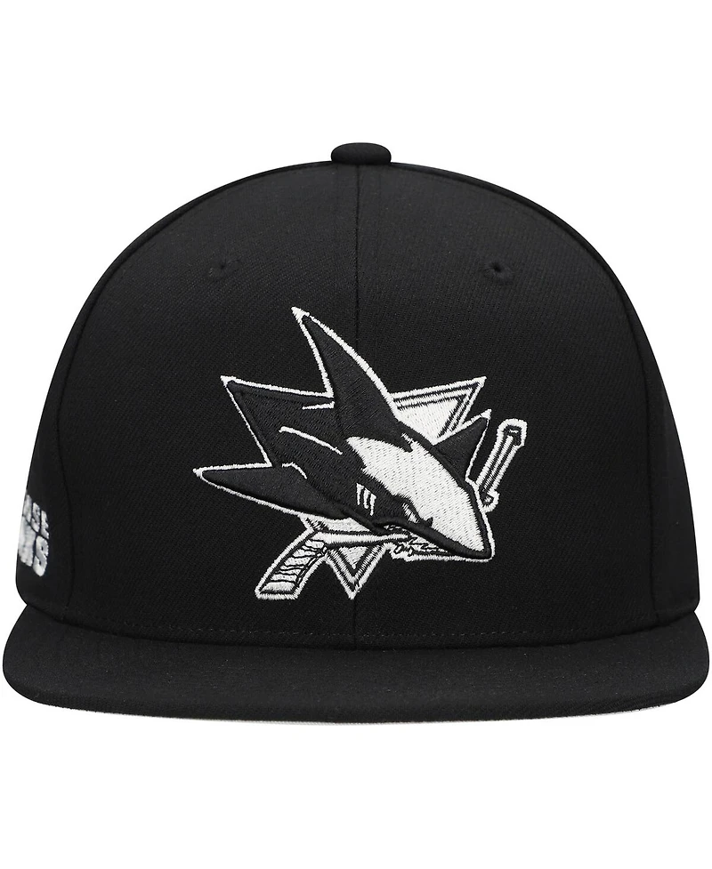 Mitchell & Ness Men's Black San Jose Sharks Team Snapback Hat