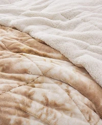 Unikome Reversible Medium Weight Plush Faux Fur Comforter