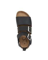An elegant triple strap sandal