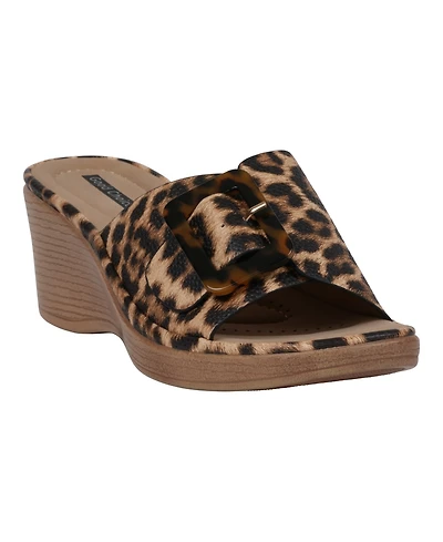 Gc Shoes Women's Teri Buckle Wedge Sandals