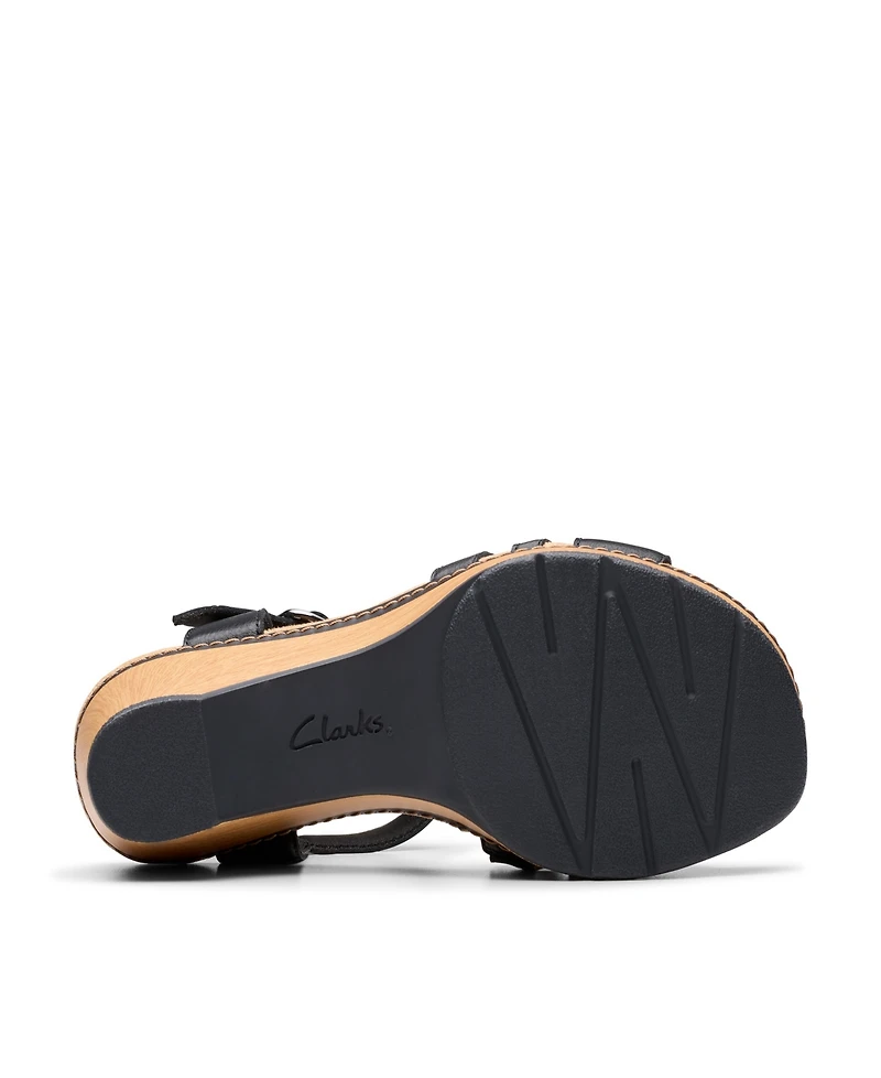 Clarks Collection Women's Seannah Madi Wedge Sandals