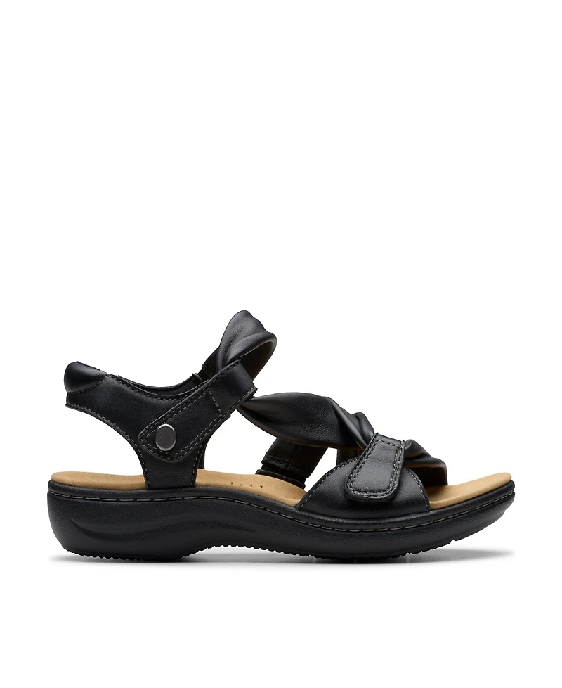Clarks Collection Women's Laurieann Bell Round Toe Flat Sandals