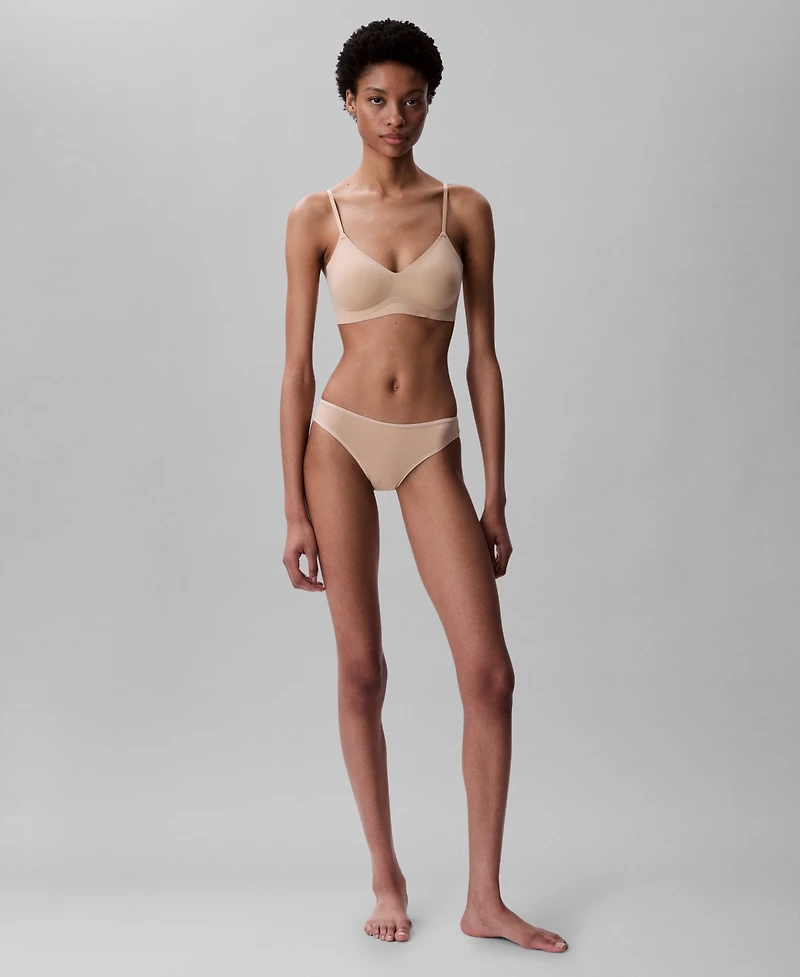 Calvin Klein Women's Invisibles Gel Wire Lightly Lined Bralette QF7142