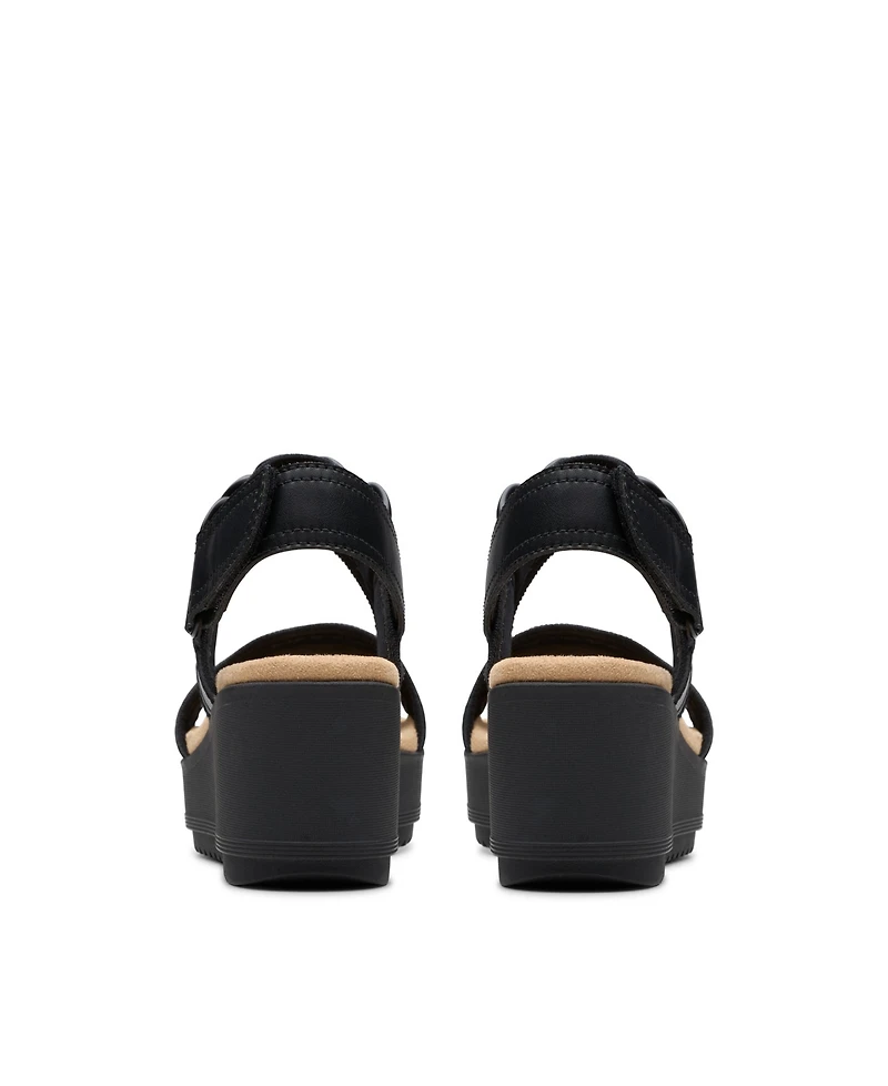 Clarks Collection Women's Wrenly Eve Wedge Sandals