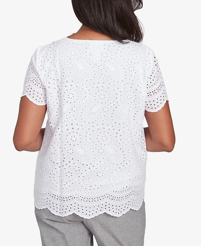 Alfred Women's Dunner Crystal Springs Eyelet Scalloped Hem Crew Neck T-Shirt