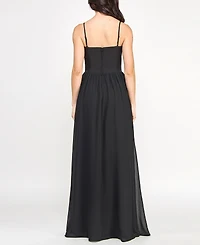 Seni & Cade Juniors' Sweetheart-Neck Sleeveless Gown