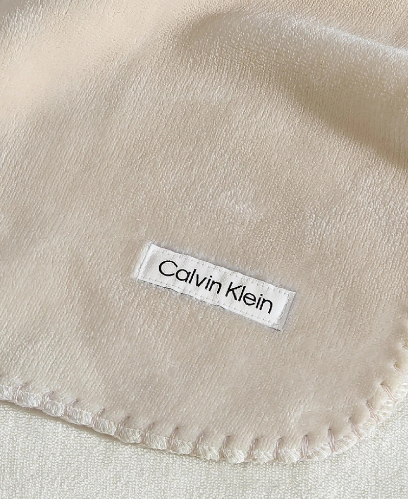 Calvin Klein Modern Solid Reversible Throw, 70" X 50"