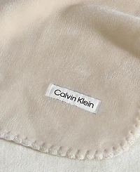 Calvin Klein Modern Solid Reversible Throw, 70" X 50"