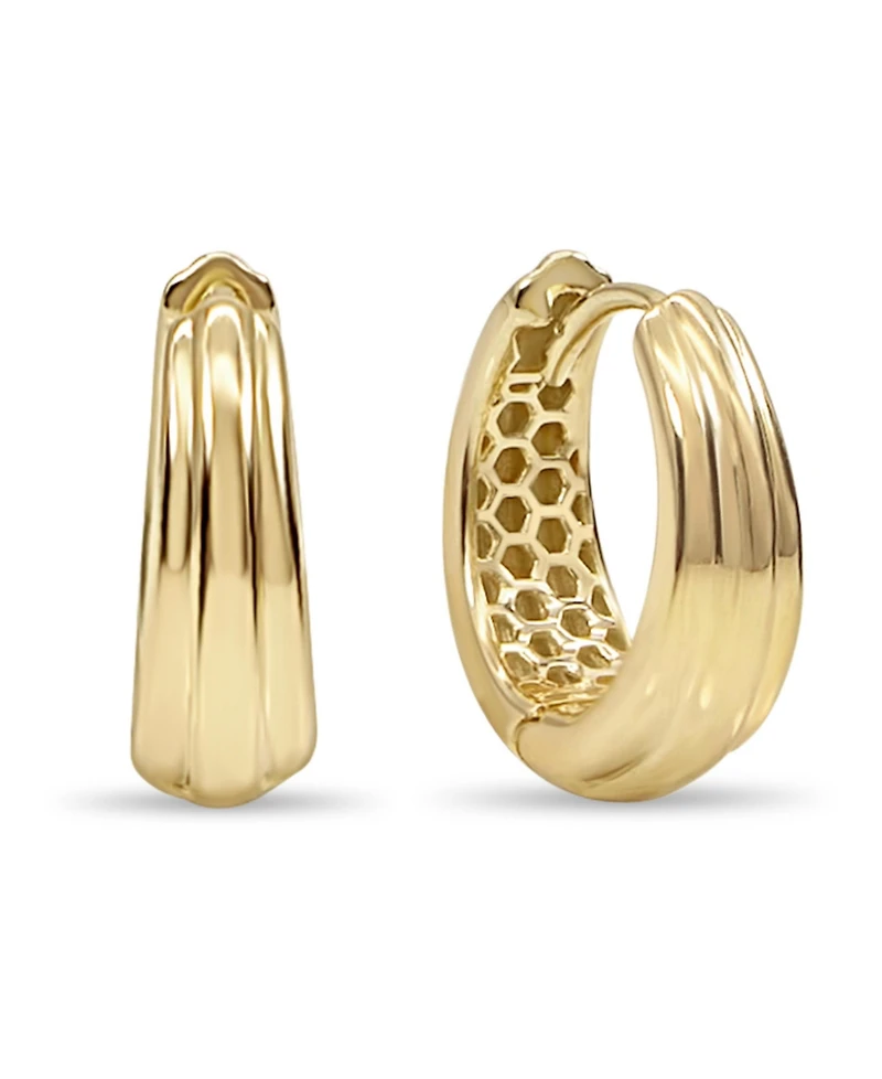 Devata Ribbed Hoop Earrings in 14K Gold, approx. 4.2 grams.