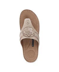 Gc Shoes Women's Vickie Flower Thong Flat Sandals