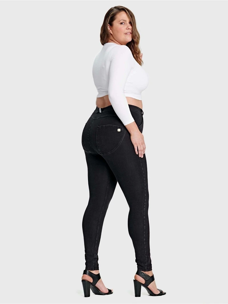 Freddy Women's Curvy High-Rise Sculpting Skinny Jeans