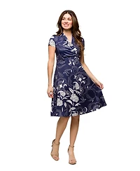 24seven Comfort Apparel Women's Navy Print Short Sleeve Knee Length V Neck Wrap Dress