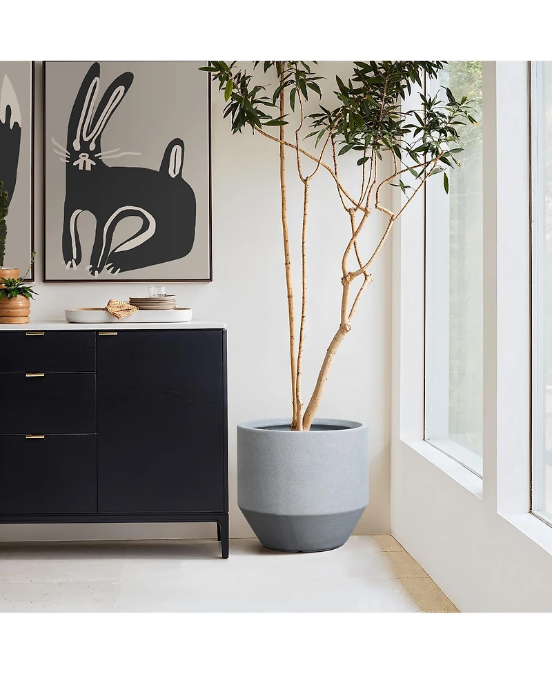 LuxenHome Minimalistic Modern Gray 15.7-Inch Tall Round Tapered MgO Planter