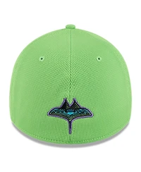 New Era Men's Neon Green Tampa Bay Rays City Connect Batting Practice 39THIRTY Flex Hat