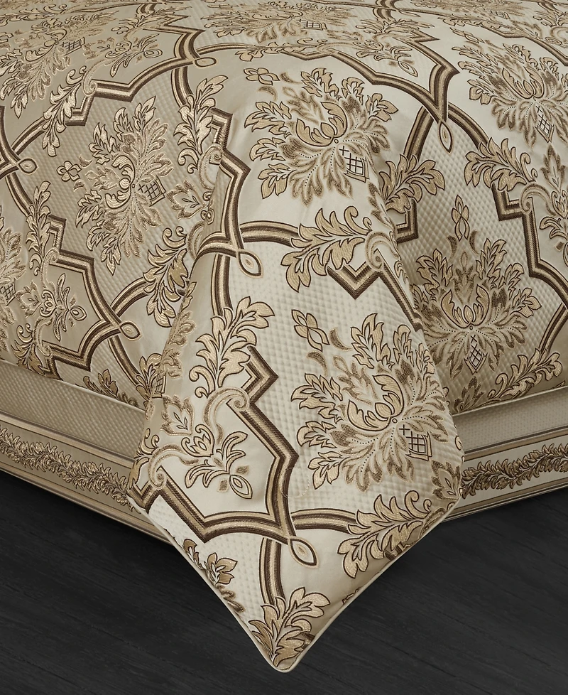 J Queen New York Gold Coast 4-Pc. Comforter Set, Queen