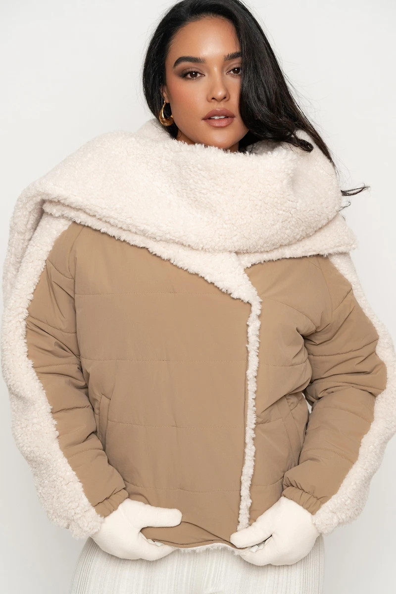 Jluxlabel Women's Contrast Sherpa Jacket