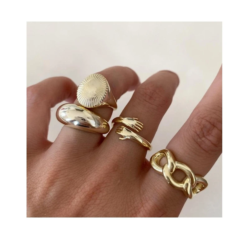 Spero London Hug Ring With Hands Sterling Silver and Gold Plated