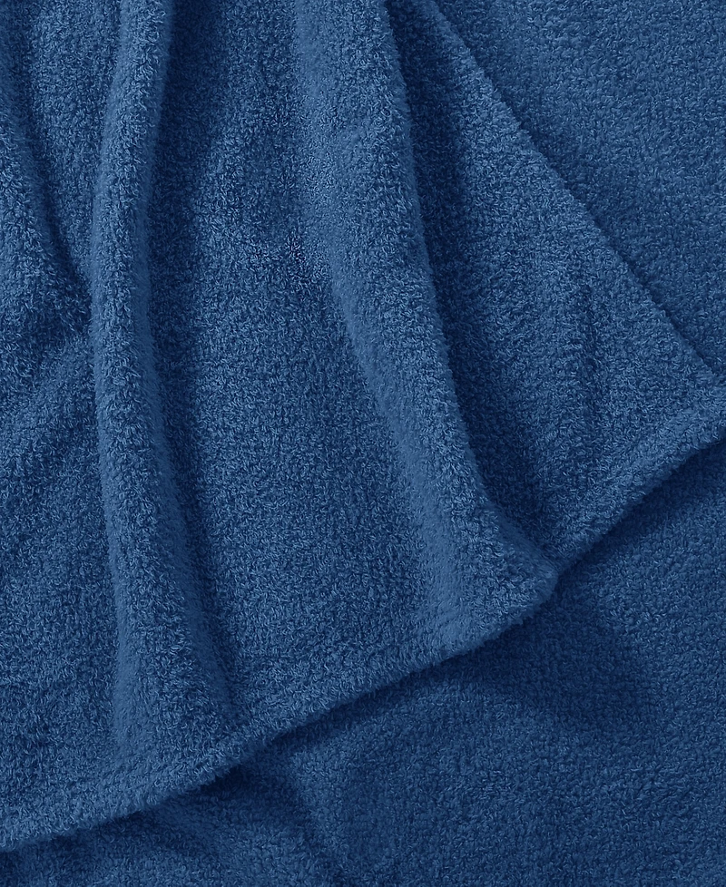 J by J Queen Bold Cozy Throw, 70" x 50"