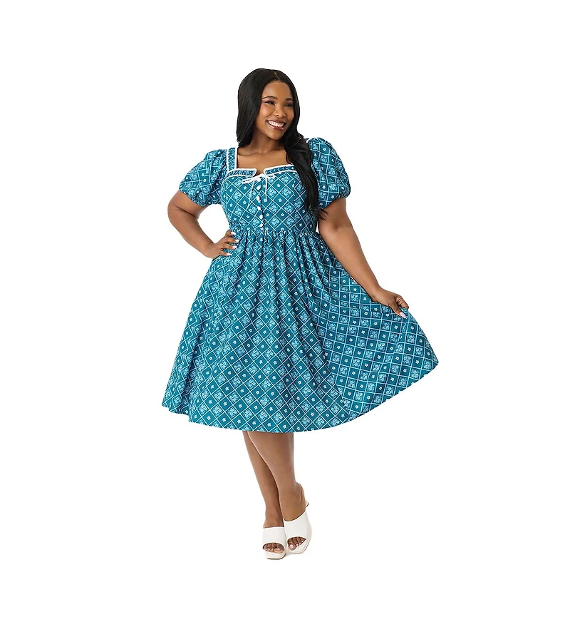 Unique Vintage Plus Size 1940s Sweetheart Button Front Swing Dress