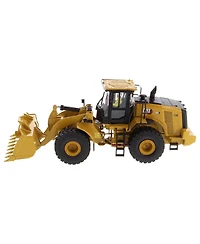 Diecast Masters 1/50 Cat 966 Wheel Loader