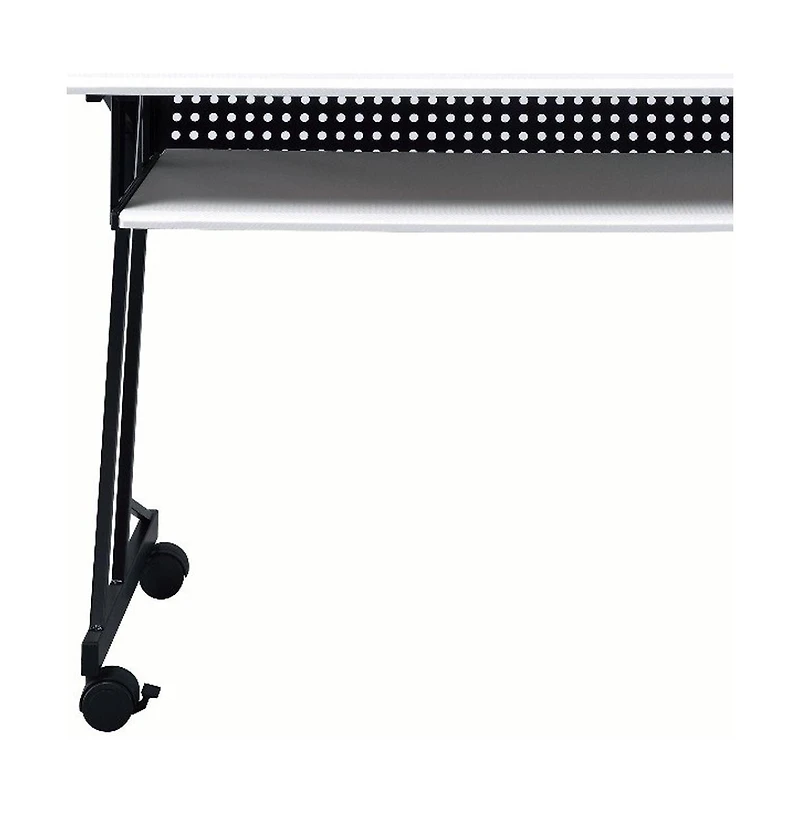 Versatile Computer Desk – Ideal for Home Office or Student Use