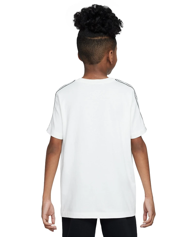 Nike Big Kids Sportswear Logo Graphic Cotton T-Shirt