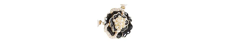 Sohi Women's Flower Charm Necklace
