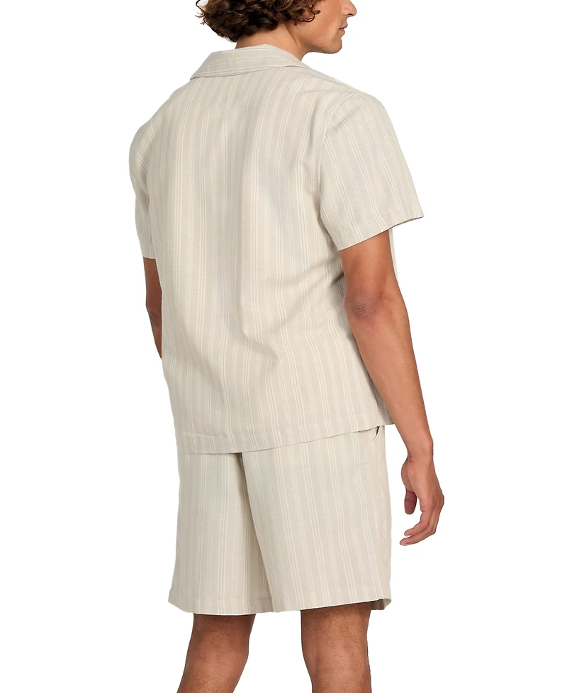 Guess Men's Fletcher Short Sleeve Button-Front Camp Shirt