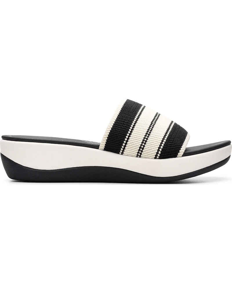 Clarks Cloudsteppers Women's Arla Hollis Slip-On Flat Sandals