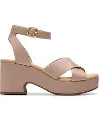 Clarks Collection Women's Nerisa Wedge Sandals
