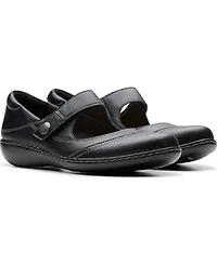 Clarks Women's Collection Ashland Elayne Closed Toe Shoes