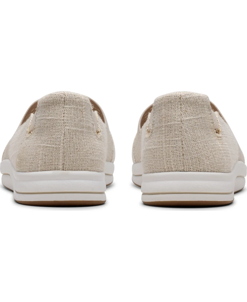 Clarks Women's Cloud Steppers Breeze Vibe Flat Shoes