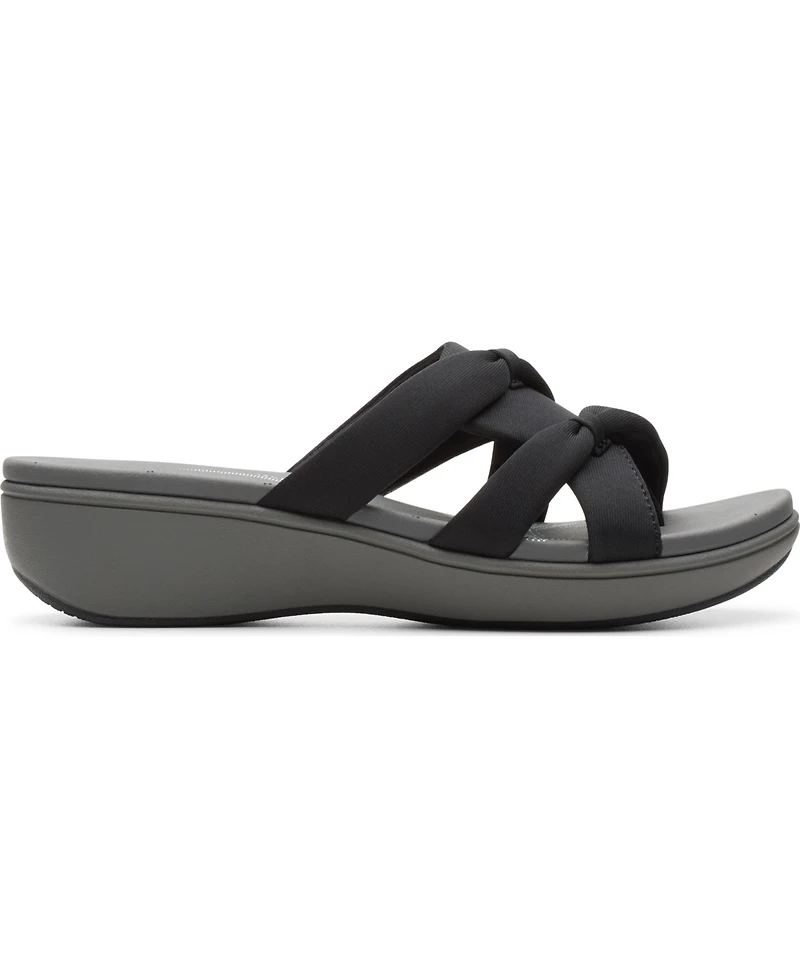 Clarks Cloudsteppers Women's Breeze Rae Cam Slip-On Flat Sandals