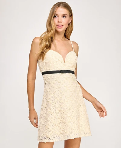 Seni & Cade Juniors' 3D Flower Lace A-Line Dress