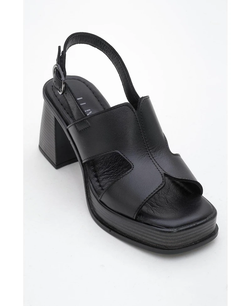 Forever & Always Shoes Zennia Leather Platform Sandal (Women)
