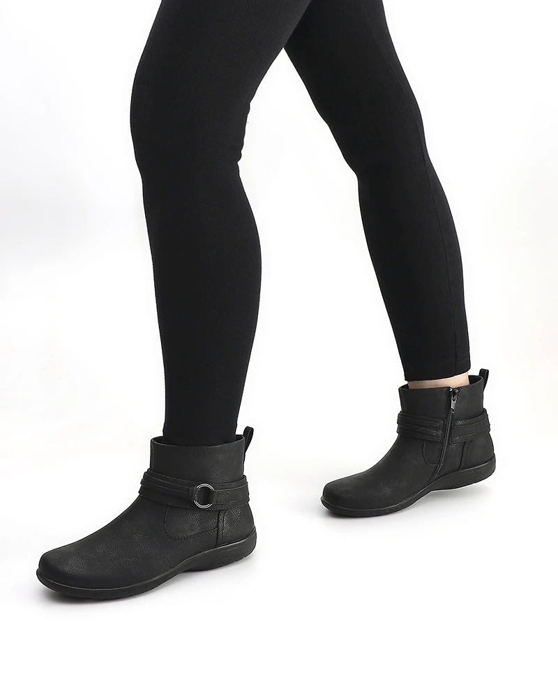 Easy Street Women's Exeter Round Toe Ankle Boots
