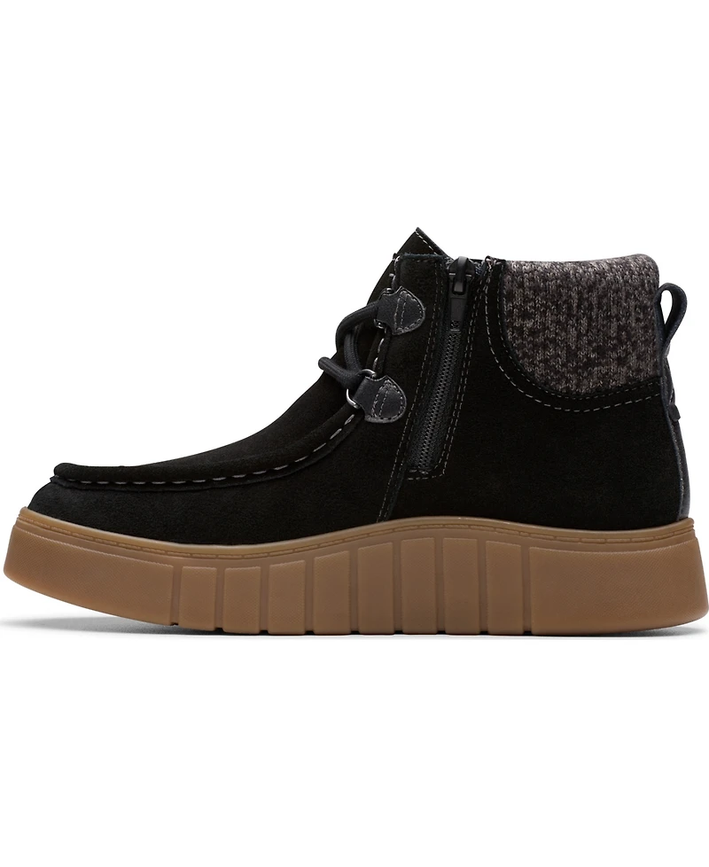 Clarks Women's Mykah Izzy Cozy Lace-Up Booties