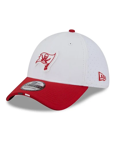 New Era Men's White/Red Tampa Bay Buccaneers 2025 Nfl Training Camp 39THIRTY Flex Hat