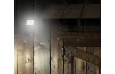 Maxsa Innovations Solar-powered Led Security Spotlight