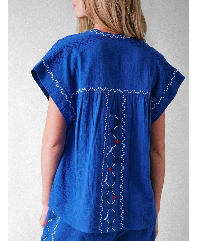 Cape Cove Coves Embroidered Top