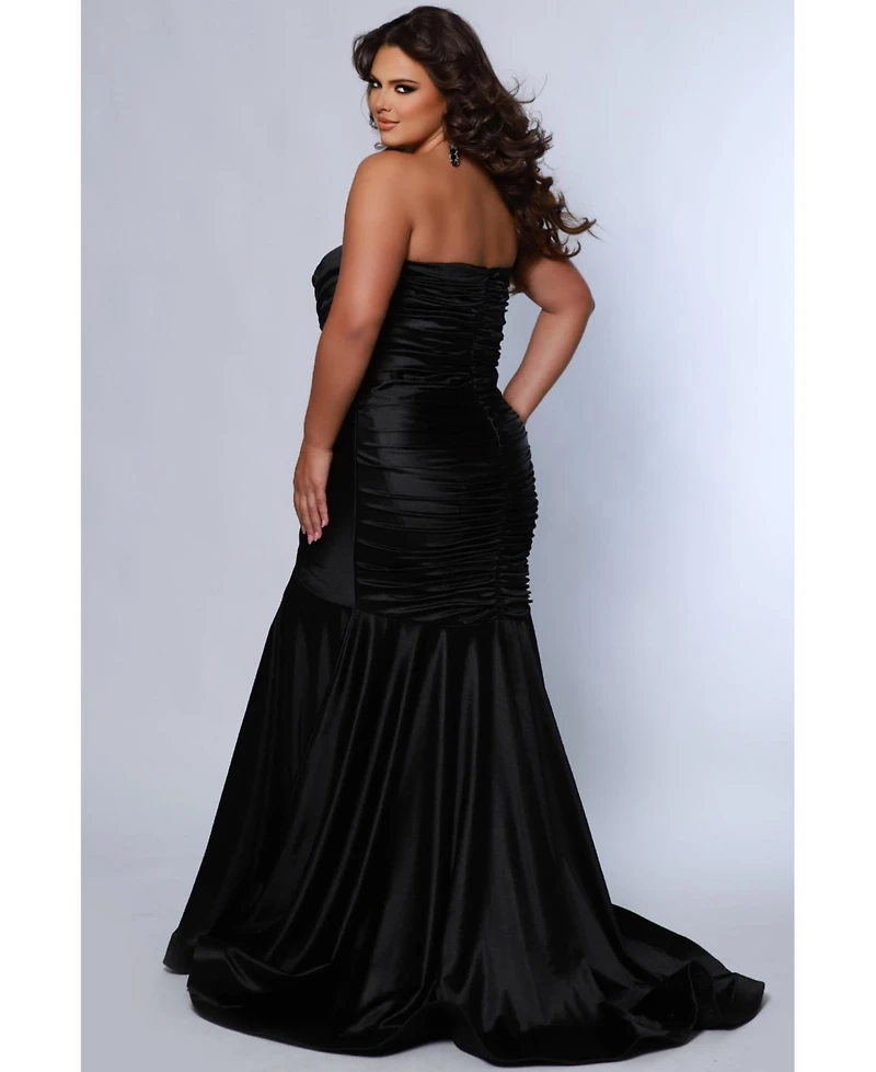 Sydney's Closet Women's Fitted Strapless Sweetheart Neckline Evening Gown