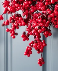 Glitzhome 25" Plastic Christmas Berries Wreath