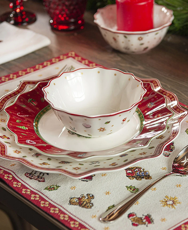 Villeroy & Boch Toy's Delight Red Salad Plate