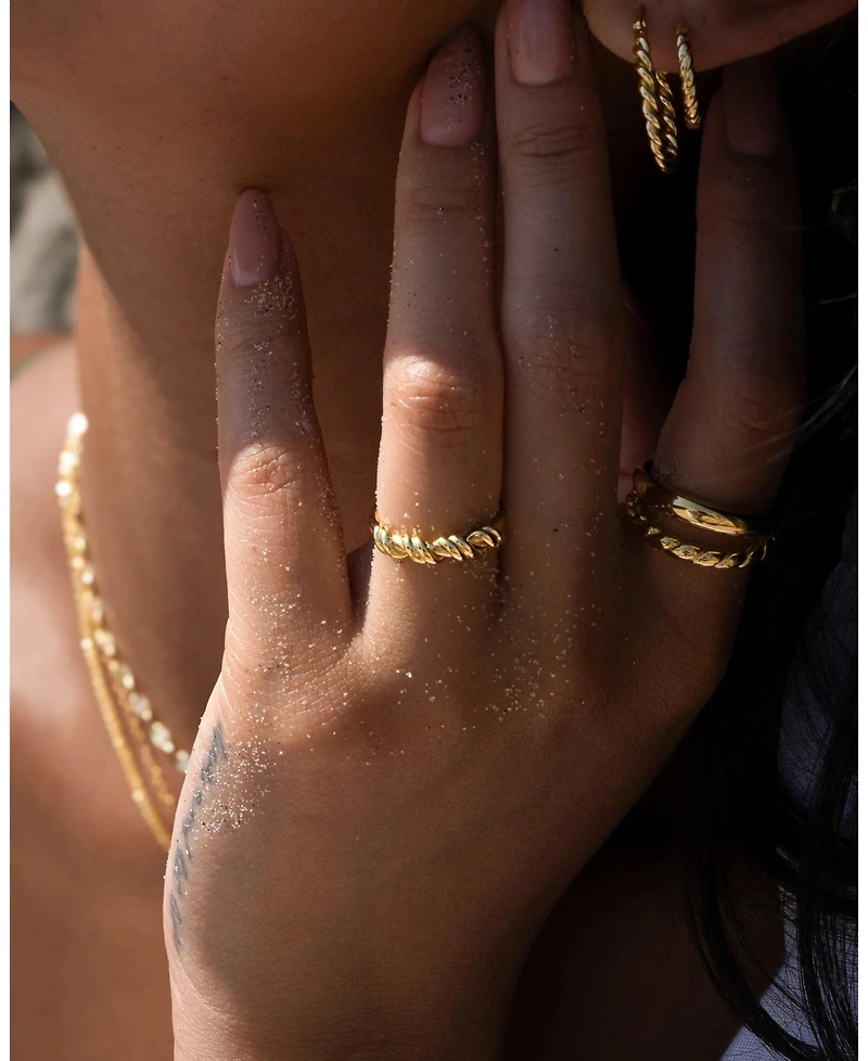 Zoe Lev Half Twist Ring